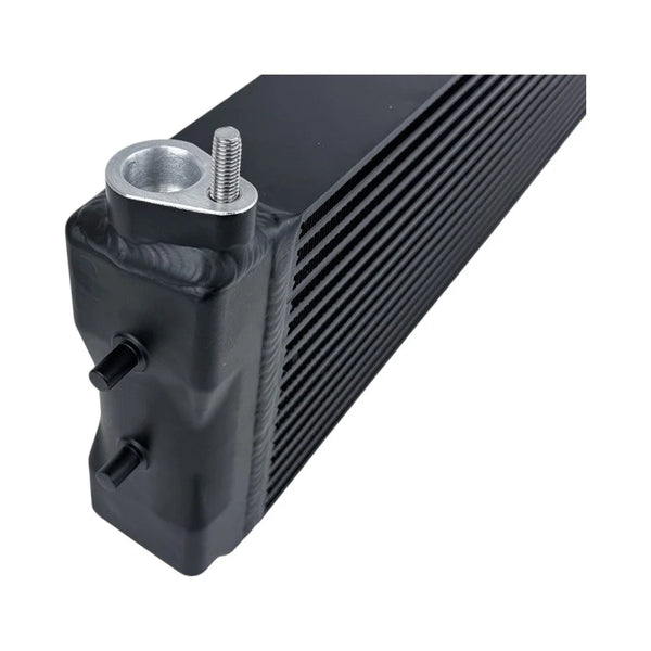 CSF High-Performance Engine Oil Cooler for BMW M5 (G90 / F90 / F10) / M6 (F06 / F12 / F13) / M8 (F91 / F92 / F93)