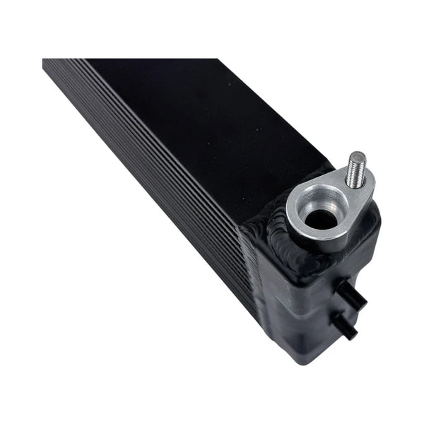 CSF High-Performance Engine Oil Cooler for BMW M5 (G90 / F90 / F10) / M6 (F06 / F12 / F13) / M8 (F91 / F92 / F93)